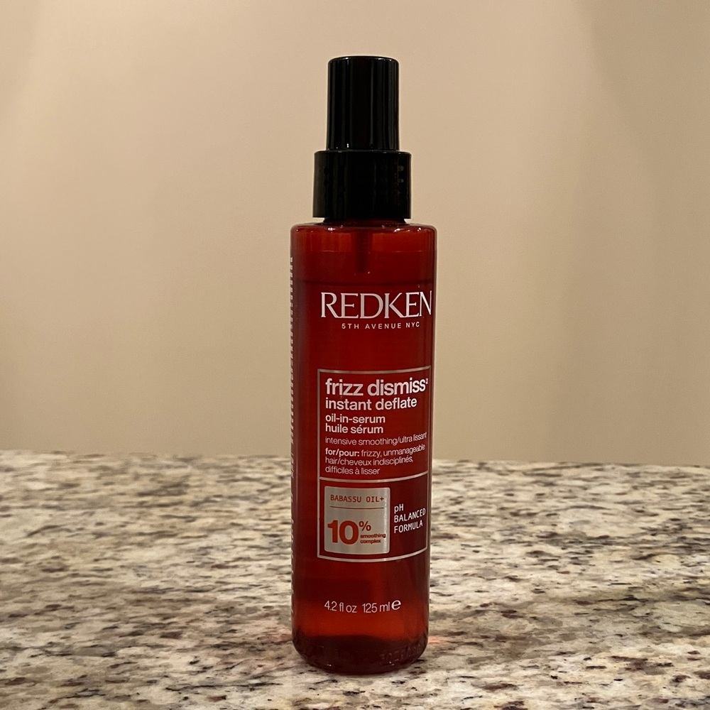 Redken Frizz Dismiss Instant Deflate Oil in Serum 4.2 oz Hair Styling Full Size